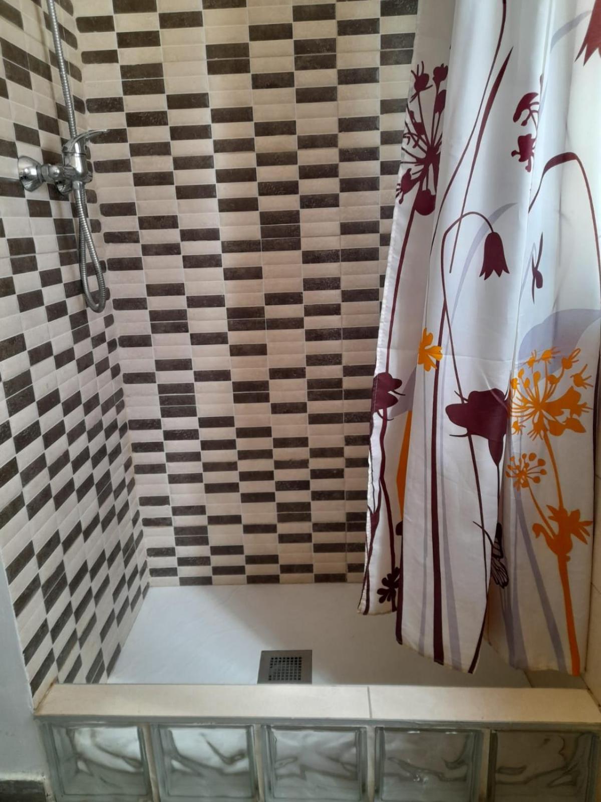 Habitaciones Familiares Con Bano Privado Lf - Sin Ascensor Zaragoza Luaran gambar